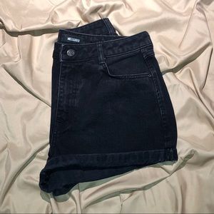 Missguided High-Waisted Mom Shorts